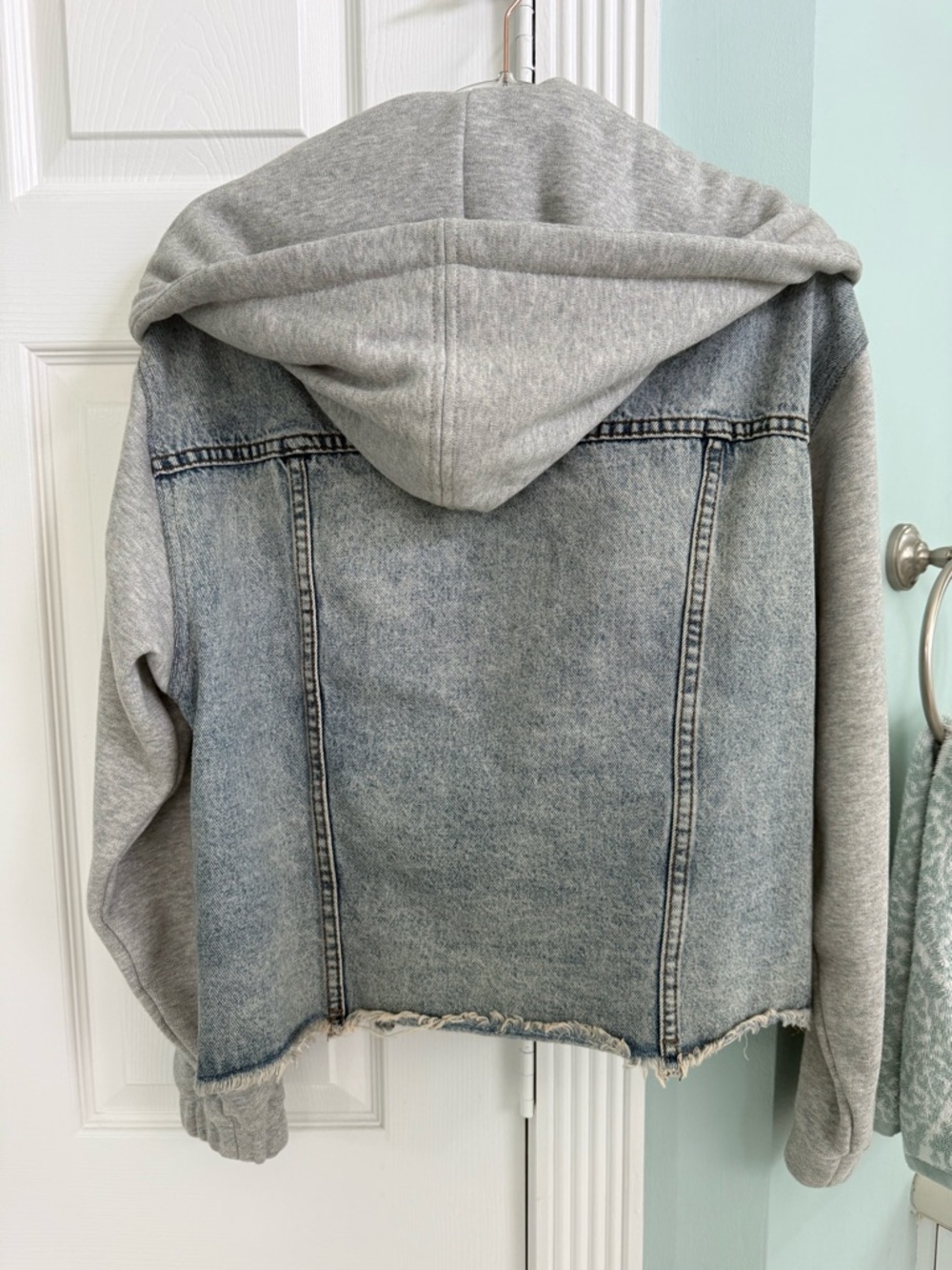 Blank NYC Gray Hooded Denim-Panel Jean Jacket - Picture 4 of 4